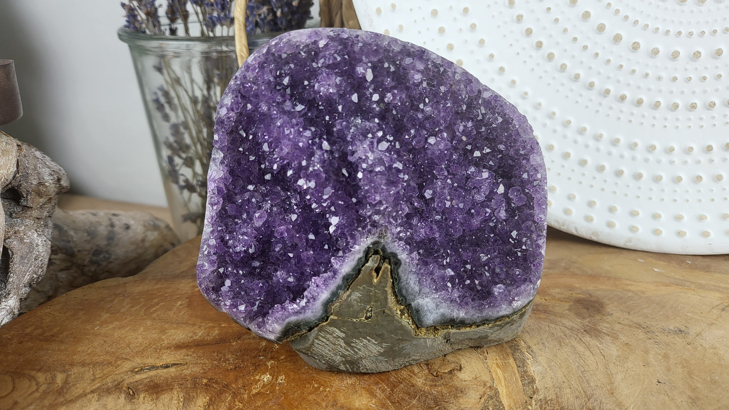 Vollpolierte Amethystdruse ca. 850g