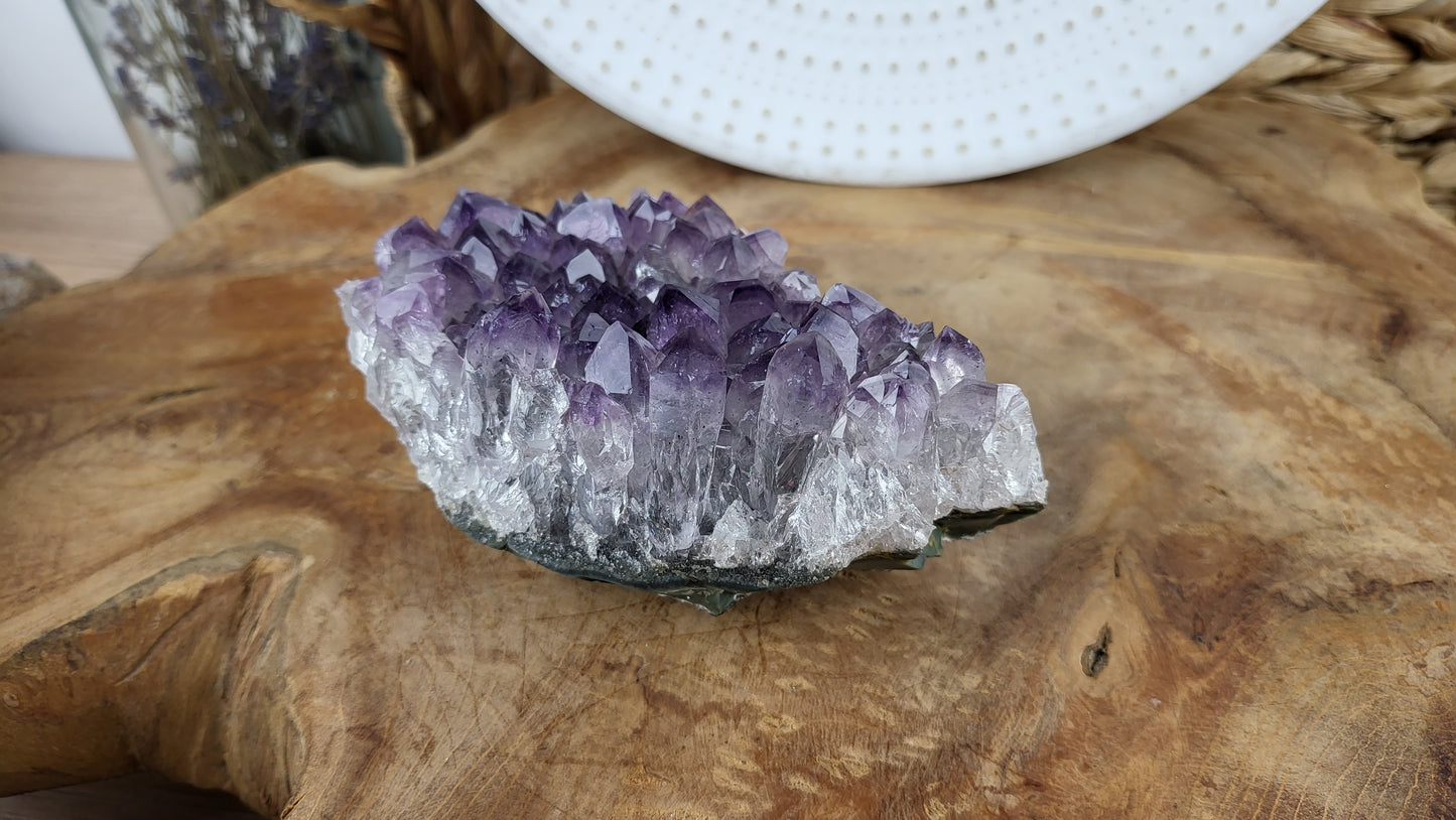 Amethyst Segment mit großer Kristallbildung ca. 635g