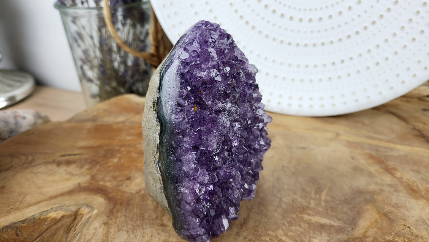 Amethystdruse vollpoliert, ca. 570g