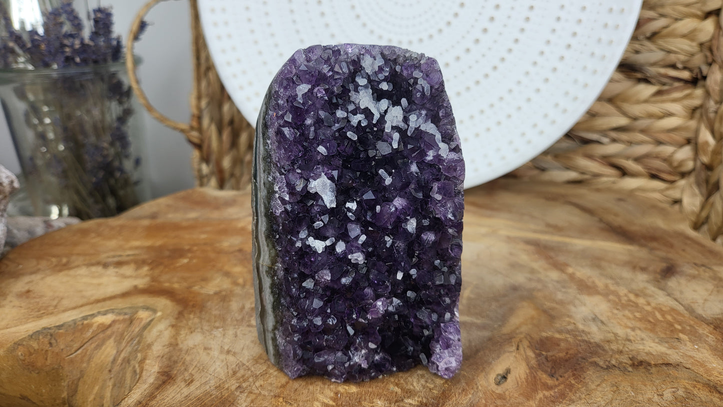 Vollpolierte Amethystdruse ca. 700g aus Brasilien