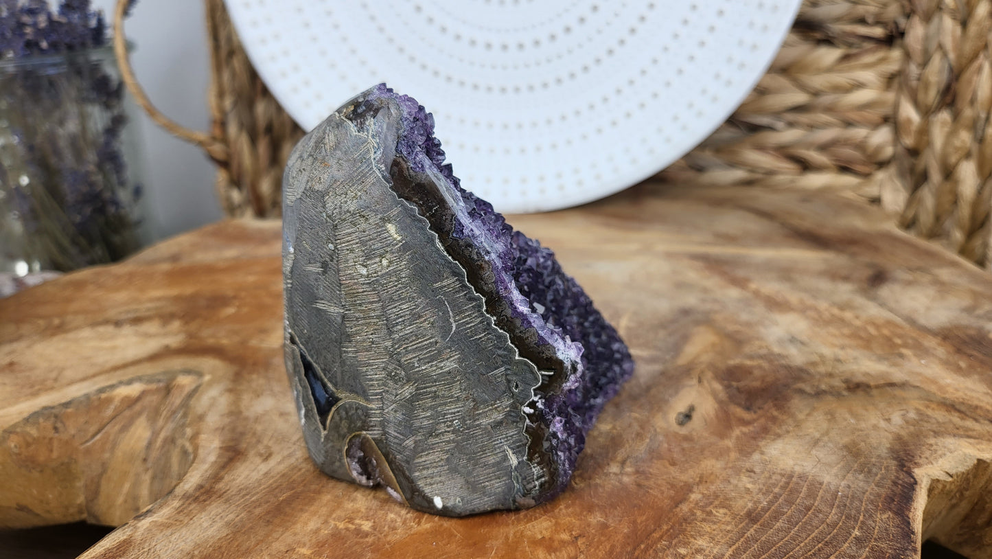 Vollpolierte Amethystdruse ca. 810g aus Brasilien