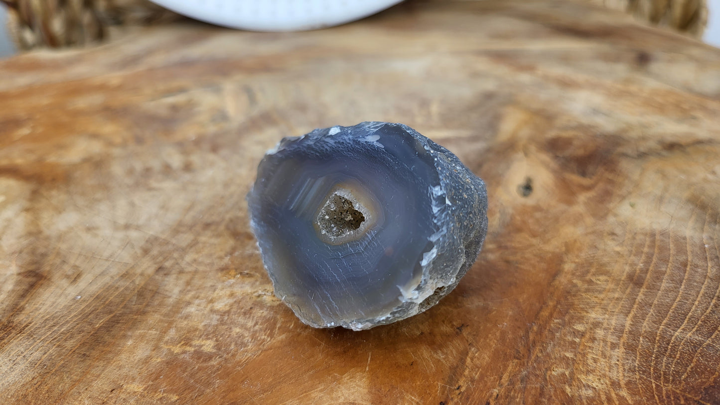 Achatnuss Hälfte, Achatgeode 6cm, aus Brasilien Nr.41