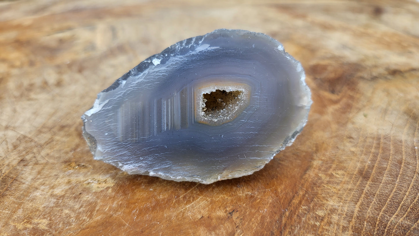 Achatnuss Hälfte, Achatgeode 6cm, aus Brasilien Nr.41