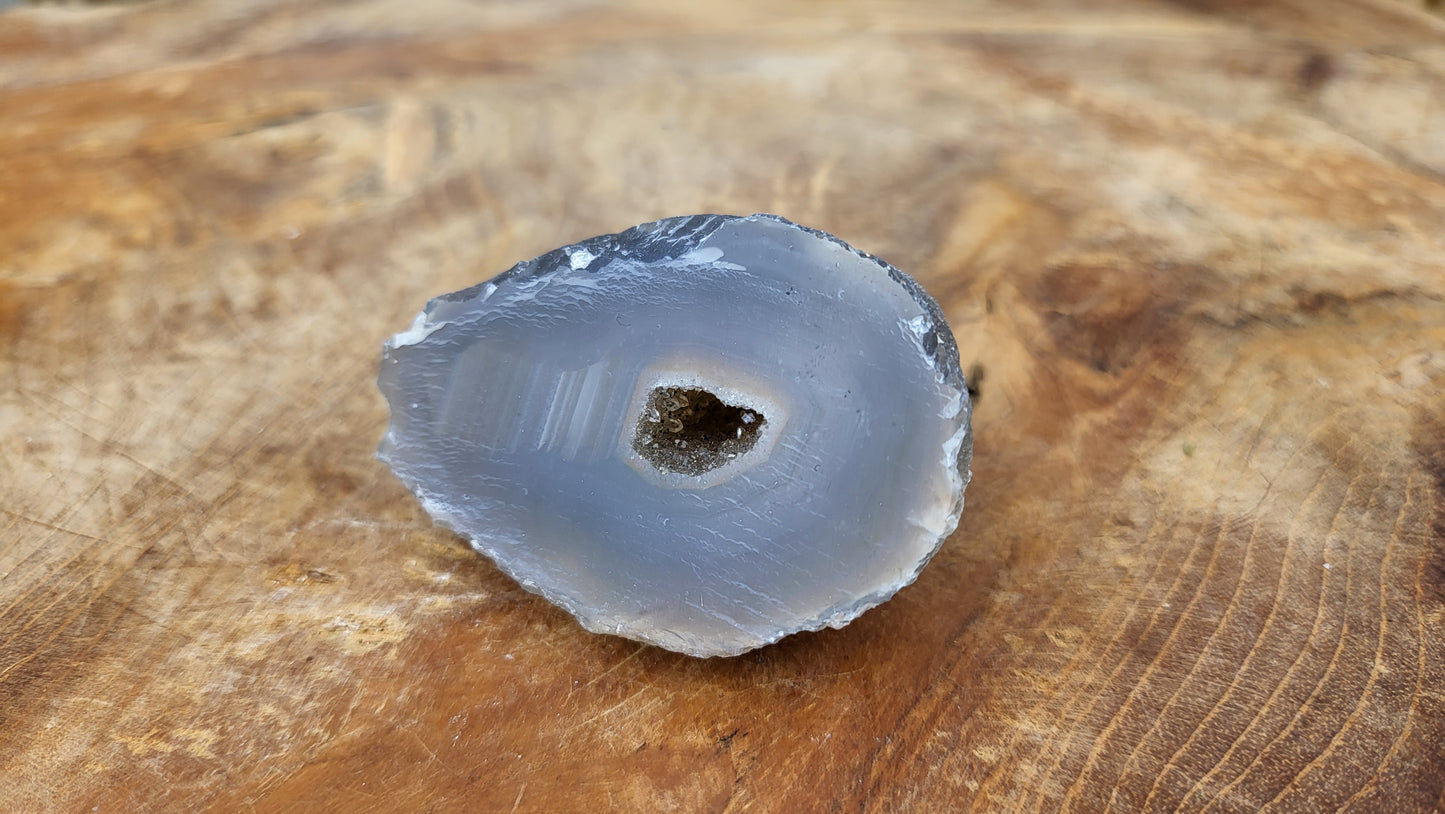 Achatnuss Hälfte, Achatgeode 6cm, aus Brasilien Nr.41